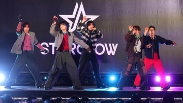 ＳＴＡＲＧＬＯＷ　デビューイベントの自己採点は「３００億」「２兆」「２京」