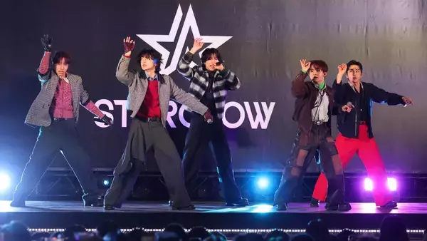 ＳＴＡＲＧＬＯＷ　デビューイベントの自己採点は「３００億」「２兆」「２京」