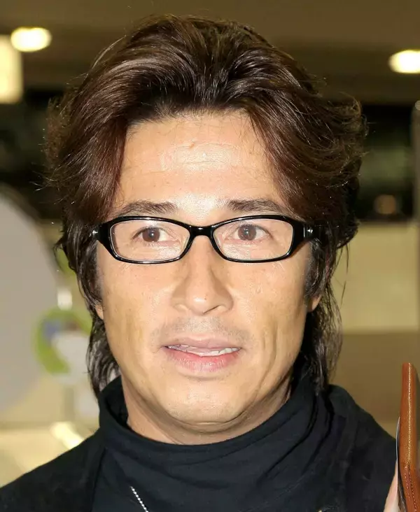 羽賀研二を不起訴処分　那覇地検