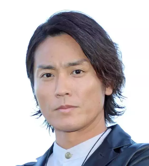 「一瞬わからない」永井大　別人のような姿「品川駅で…」芸能界の大御所と「すごいツーショット」「ちがう」