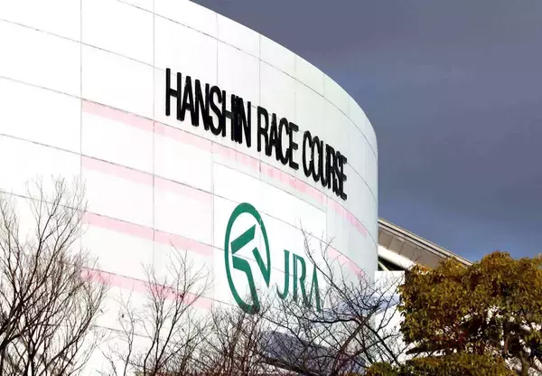 宝塚記念前日の阪神競馬場に異色のゲスト！Ｍｒ．マリック来場が話題…「超魔術」「ハンドパワー」社会現象に、現在７７歳