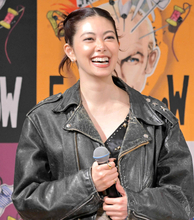 祖母は世界的デザイナー　森星、母パメラさんもすごかった！「家に帰ると黄色い壁が…」「自由な環境」徹子の部屋