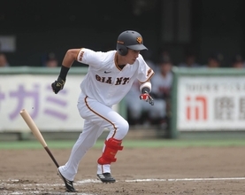 【巨人】育成・村山源が初回先頭打者弾！　左打ち転向後初本塁打　吉川からもらったバットで放った一打に「尚輝さんのおかげです」