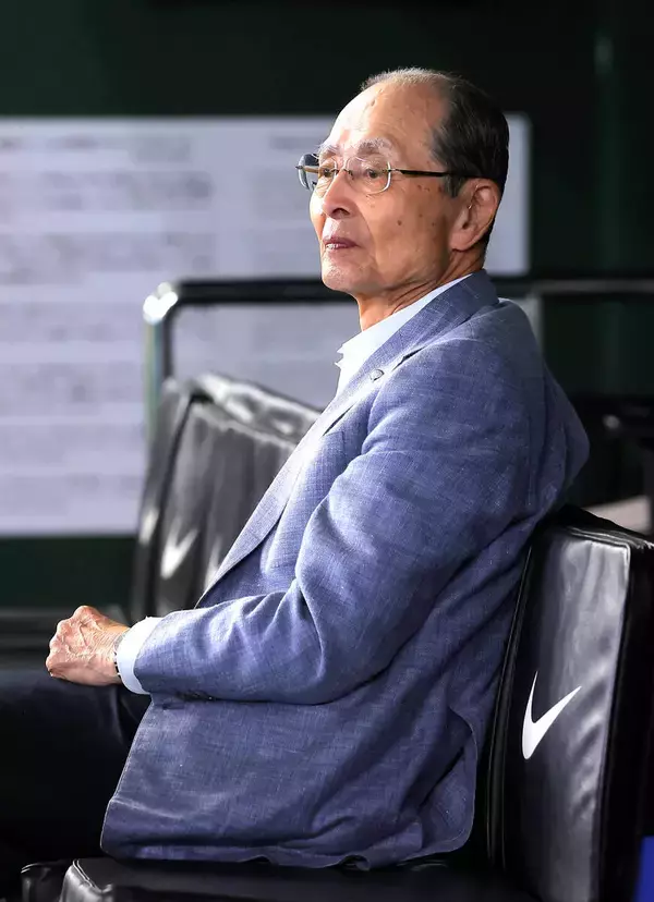 王貞治氏から天国の長嶋茂雄さんへ「今後もずっと心の中で生きていってくれる」逝去から１年…変わらぬ思い