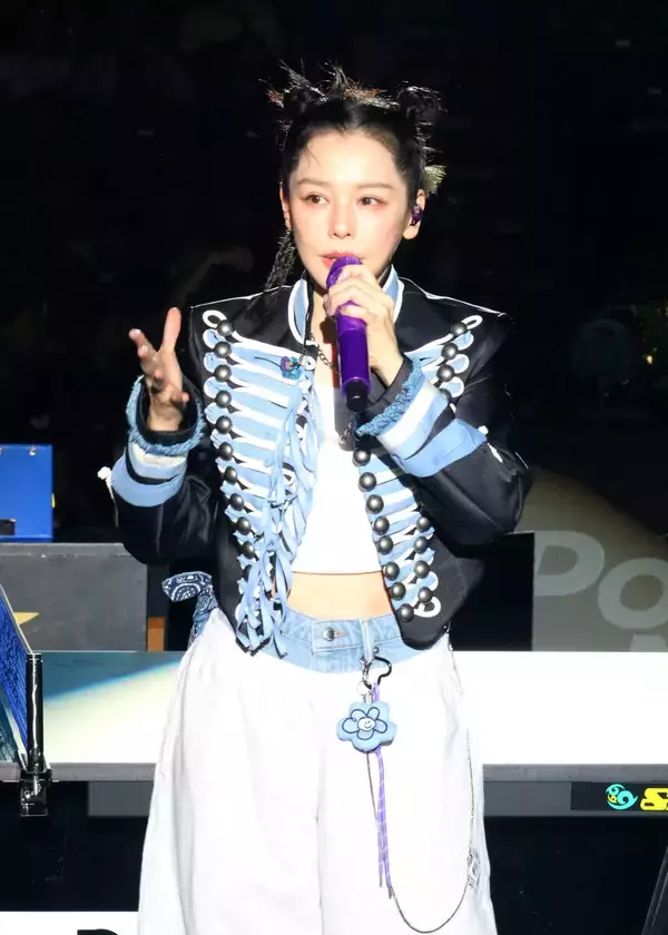 【卓球】会場騒然！　ビビアン・スー、台湾初開催・Ｔリーグ開幕戦で「ＳＴＡＭＩＮＡ」…地元で特別ゲスト、日本語と台湾の北京語で熱唱、１１歳・息子との卓球エピも披露