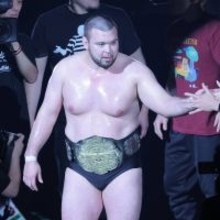 ウルフアロン、初防衛戦の相手が決定　５日に襲撃を受けた成田蓮と２・１１大阪で…新日本プロレスが発表