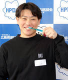 「【広島】ドラフト３位・勝田成の「かむ力」はオオカミ級！？　歯科検診で新人９人トップの数値をマーク」の画像1