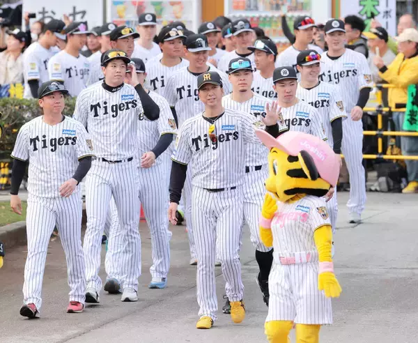 【阪神】藤川球児監督リーグ制覇へ心機一転「連覇という言葉は使いません」「強いつもりというのが一番うそっぽい」