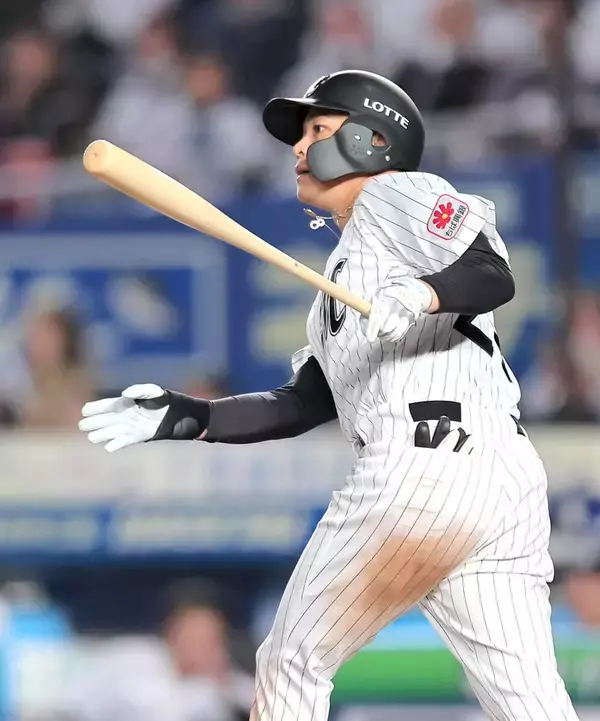 【ロッテ】石川慎吾が５回に１号勝ち越し３ラン　２４年以来２年ぶりの１軍弾