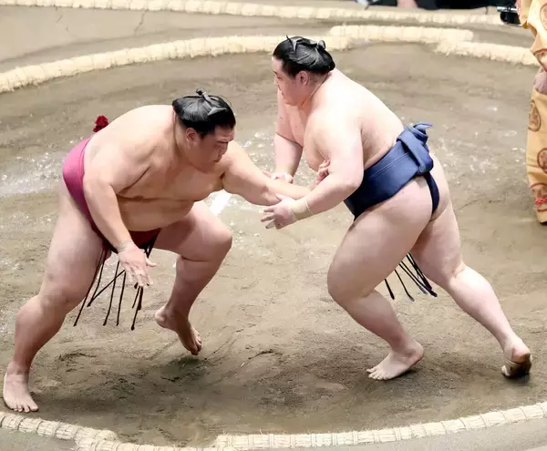 新入幕の若ノ勝、２連勝で３勝１敗　元大関・御嶽海を破り「戦える位置まできてうれしい」