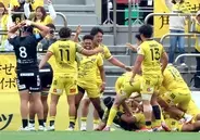 【ラグビー】東京ＳＧ、劇的サヨナラトライで４強進出！　相手にボール渡ったら終わりのロスタイム、執念の逆転勝利