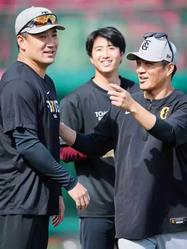 【巨人】田中将大＆則本昂大の元日本一コンビが楽天ナインに笑顔であいさつ