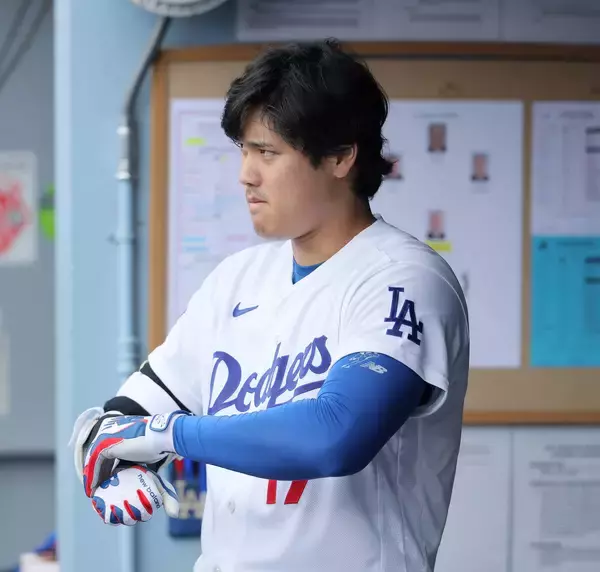 大谷翔平が後半戦初戦から打者として出場へ　米報道　投手起用は「まだ決まっていない」…心配される左膝の状態