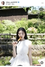 吉井美優の透明感あふれる近影！真っ白ノースリ姿で「ずっと行ってみたかった」お出かけ満喫「綺麗」「楽しそう」
