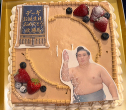 幕内・欧勝馬が２９歳、充実の誕生日…横綱・豊昇龍から５分間のぶつかり稽古＆土俵型ケーキのプレゼントに「サプライズでした」