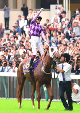 【オークス】今村聖奈が味わった試練「すごくしんどかった」環境変えて復活…そして歴史的勝利「人生何が起こるか分からないな」
