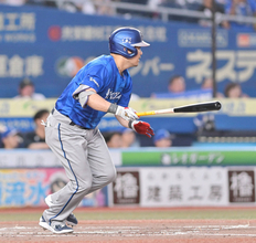 【ＤｅＮＡ】筒香嘉智が勝ち越しの適時打　その裏の守備ではジャンピングキャッチを披露