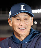 「【西武】監督選抜で球宴出場の高橋光成、平良海馬、岩城颯空が西口監督とともにソフトバンク・小久保監督にあいさつ　」の画像1