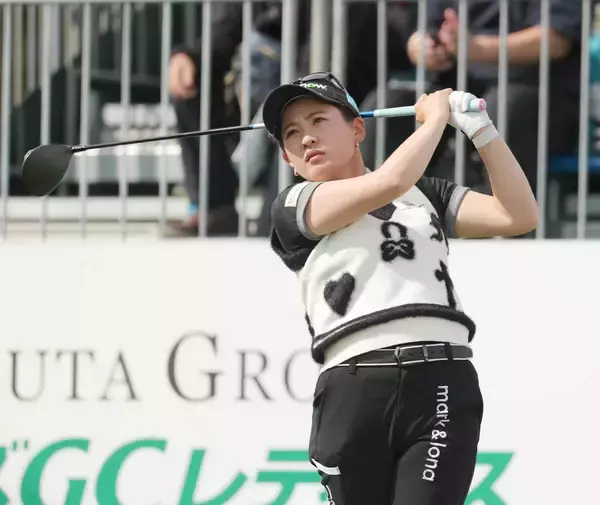 【女子ゴルフ】永井花奈が単独首位で週末へ　桑木志帆、佐久間朱莉ら２位　西村優菜は５７位で予選落ち