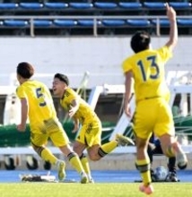 【高校サッカー】２０２６年も“茨城旋風”　鹿島学園が堀越を４―１で下し、１７大会ぶりの８強進出
