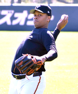 【巨人】阿部監督がルシアーノの１８日昇格を明言　起用場面は「６回とか早めのところで」「どんどん投げさせたい」