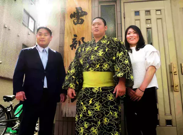 その名も「はるく」入門した長男は元ゲーマー　父は雷親方、母はアマ女王の相撲一家…「垣添」のしこ名継承