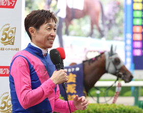 武豊騎手「パリロンシャン競馬場の雨はもっとねちっこいものが…」雨中決戦制したメイショウタバルでの凱旋門賞へ自信
