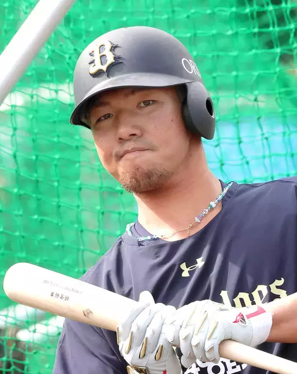 【オリックス】頓宮裕真が右膝手術…半月板再建など　２か月入院後リハビリへ　来季中の復帰を目指す