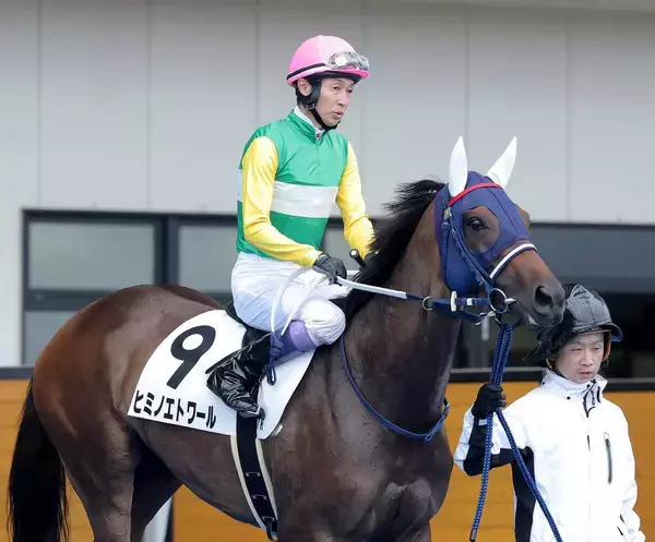 「ホッとしました」武豊騎手が国内外５０００勝！２着続きにも「阻止してきますよね」と余裕の笑み　父・邦彦さんのふるさとで新たな勲章