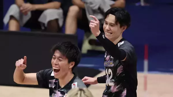 【バレー男子】韓国に快勝→ロス五輪まであと１勝！ネットも興奮「日本強すぎ」「ぐおー！バレーおもろい」
