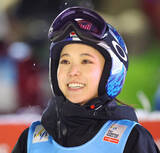 「【ジャンプＷ杯】４度目の五輪が正式に決まった高梨沙羅は１０位にとどまる　２回目は意地の９１メートル」の画像1