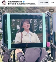 「友近サスペンス無事撮影終了」人気芸人との２ショットに「片平なぎささん感」「昭和全開」「クセが」「もうすでに面白い」