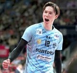 「高橋藍、来季はポーランド１部の強豪クラブ「ルブリン」に移籍へ　３季ぶり海外挑戦…サントリー退団、２８年ロス五輪悲願金メダルへ世界屈指の高さに挑む」の画像1