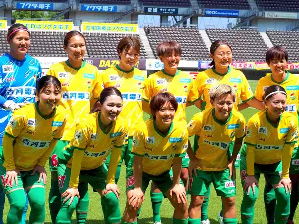 千葉レディース　今季９位で終了　最終戦で三菱重工浦和に５年ぶり勝利　トレス監督「皆さんのおかげで成長できた」