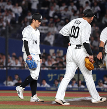 【ロッテ】鈴木昭汰がサノーに痛恨同点被弾、マウンド上でぼう然　小島が６回途中１失点粘投も３勝目消滅