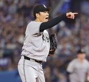 【巨人】５回からリリーフ陣が奮闘　５失点の小笠原慎之介のあとを則本昂大、船迫大雅、平内龍太、代木大和が無失点リレー