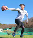 「【阪神】伊原陵人、通算１８８勝左腕の金言また聞きで２年目飛躍誓う「まずは連覇できるように、チームの一員になれるように」」の画像1