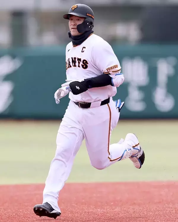 【巨人】新主将・岸田行倫が先制３ラン「５番・捕手」で先発…春季教育リーグ