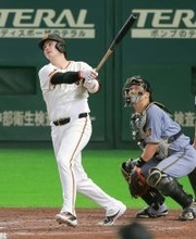 登場曲に込められた野望　巨人・ダルベックが９年ぶりの満点船出