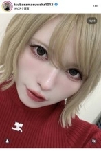 益若つばさ、お人形さんみたいな金髪ボブ×赤衣装が「今回もビジュ神」「一生可愛い更新してて本当にすごい」と大反響！