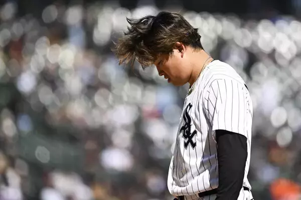 村上が１２打席ぶりの安打も４打数１安打２三振　チームは同一カード３連敗