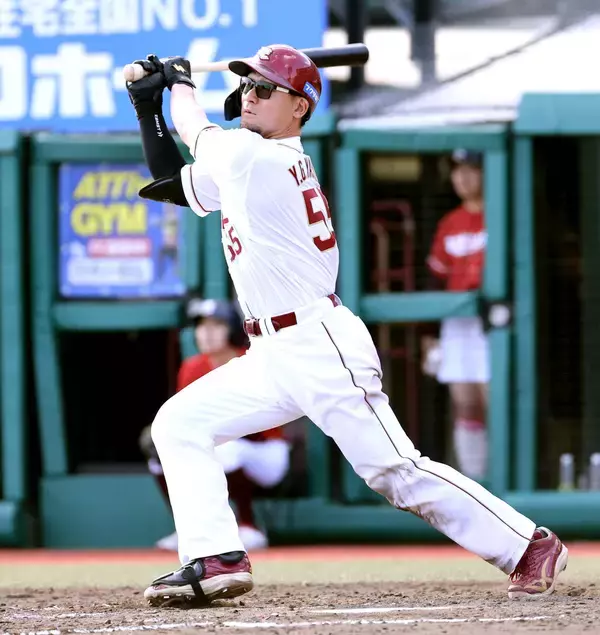 楽天モバイルのＨＲゾーン楽天１号はＹＧ安田！　逆方向へ左越え３ラン　今季１号に「ＹＧとして一発出てよかったです」