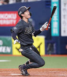 「【オリックス】また激震！　４番を務めてきた太田椋が登録抹消…２０日に右ふくらはぎ死球で途中交代」の画像1