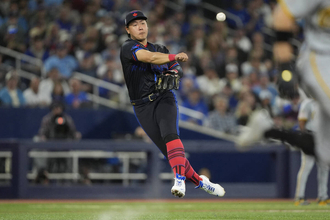 岡本和真、５月好発進も急ブレーキ　米自己ワースト５打席連続三振　１試合４三振で１９打席連続無安打