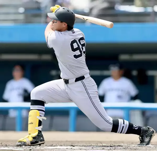 【巨人】左の大砲候補・三塚琉生の豪快４号ソロで先制…２軍・ハヤテ戦