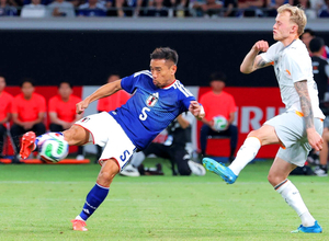 Ｗ杯壮行試合アイスランド戦、スタメン１１選手を全員を交代　鈴木唯人らは出場なし
