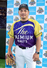 侍ジャパン新監督・井口資仁さん登場に拍手＆大歓声！トップバッターで出場も空振り三振…ドリームマッチ２０２６