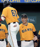 「【巨人】２５日から神宮、甲子園で踏ん張りどころの屋外６連戦　３・５差の首位阪神とは今季残り５試合」の画像1