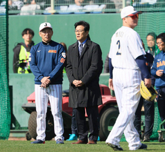 前監督・栗山英樹氏が侍ジャパンを激励「連覇おめでとうございます」