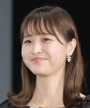 渡邊渚さん、プロ級腕前を披露！「自分で作った刺し子のふきんとガーゼハンカチ」を投稿して「いいね！」続々